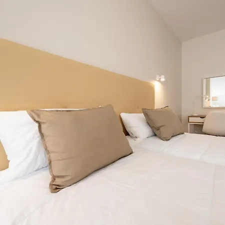 At Villafiel Atarazanas-plaza Apartment